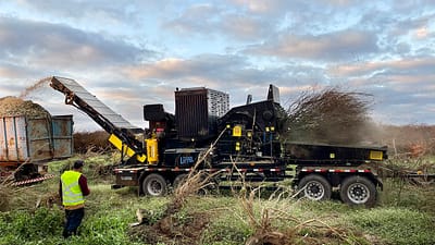 1400 showing feed tray fully loaded 1400 showing feed tray fully loaded