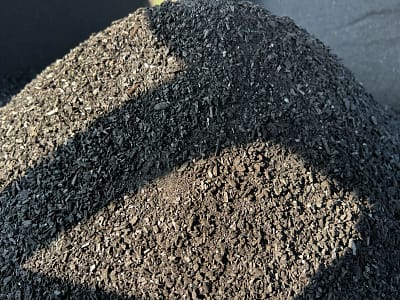 BioChar ground down to small chip size
